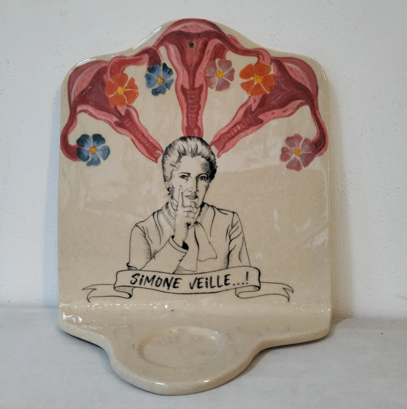 Autel Simone "Utérus fleuris"